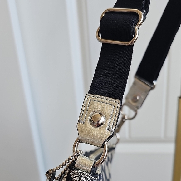 Coach Poppy Black and Silver Patterned Crossbody Bag With Adjustable Strap - Picture 8 of 12